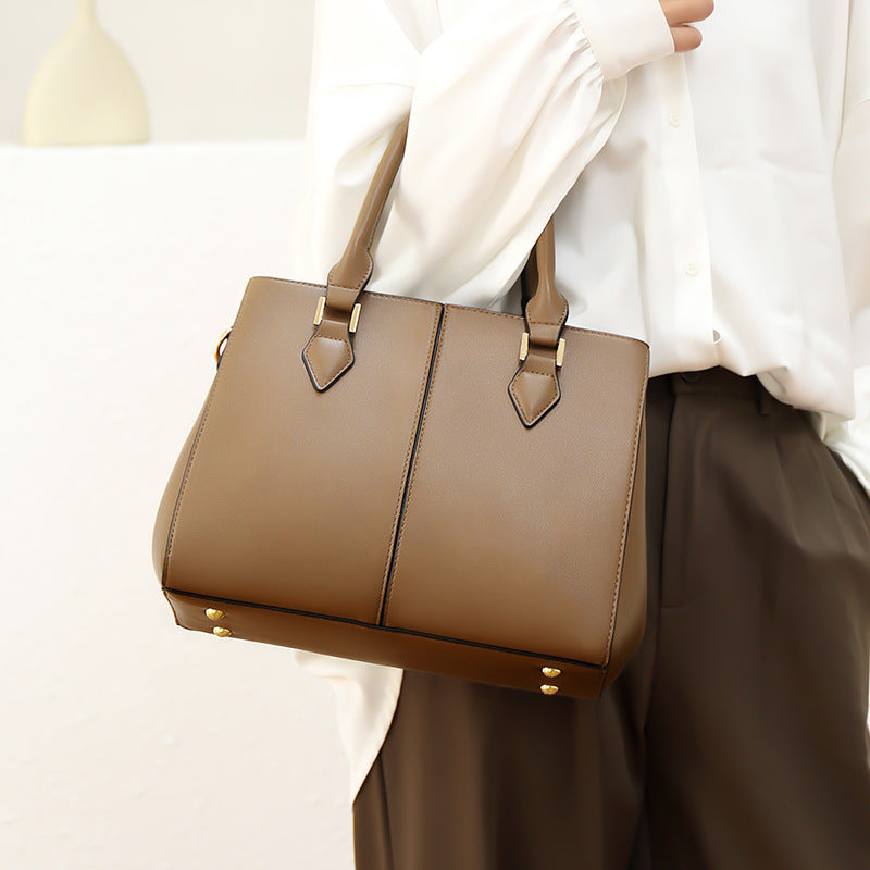 Elegant PU Shoulder Handbag for Women with Zipper - Moze