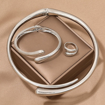 Simple heavy metal temperament geometric circular smooth surface women's collar bracelet ring jewelry - Moze
