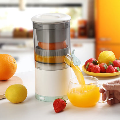 Portable USB - rechargeable slow juicer for oranges, lemons & other fruits. A handy electric blender for home kitchens. - Moze