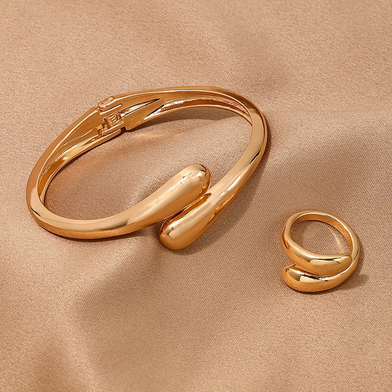 Simple heavy metal temperament geometric circular smooth surface women's collar bracelet ring jewelry - Moze